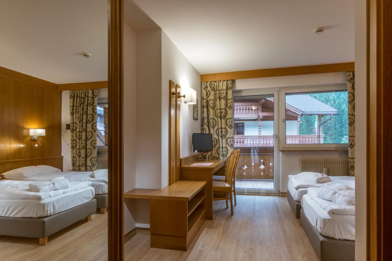 Hotel Ramon Campitello di Fassa Exteriör bild