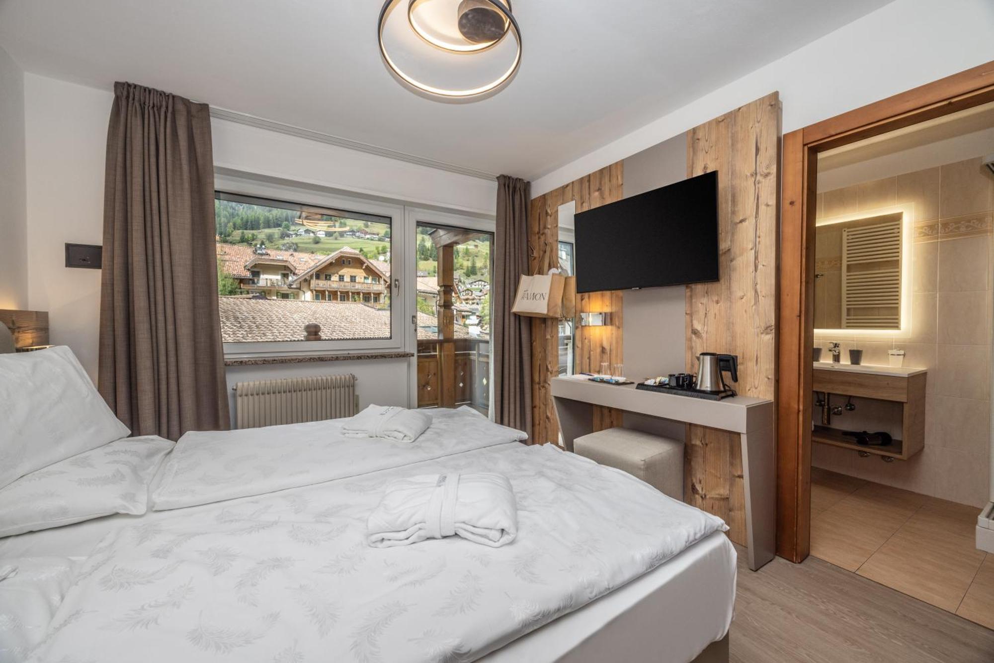 Hotel Ramon Campitello di Fassa Exteriör bild